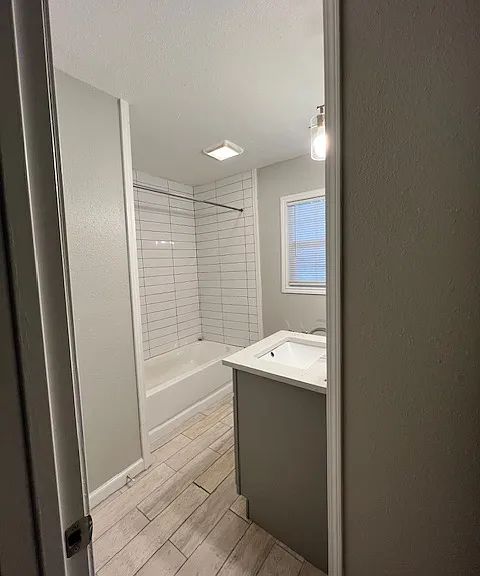 3130 Cartwright St — Photo 4
