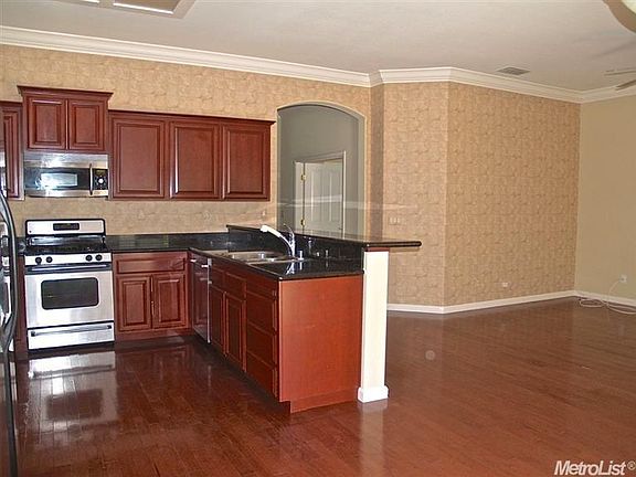 5th image of 9542 Rose Vista Ct