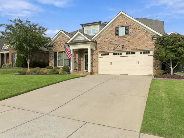 5725 Mizuno Dr, Fuquay Varina, NC 27526
