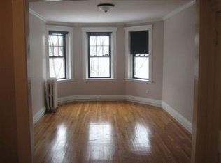 385 Riverway #6, Boston, MA 02115