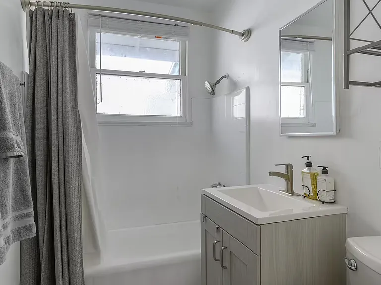 191 E Fillmore St #C — Photo 13
