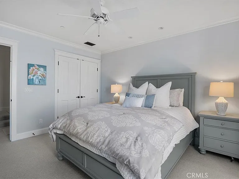 50 N La Senda Dr — Photo 39