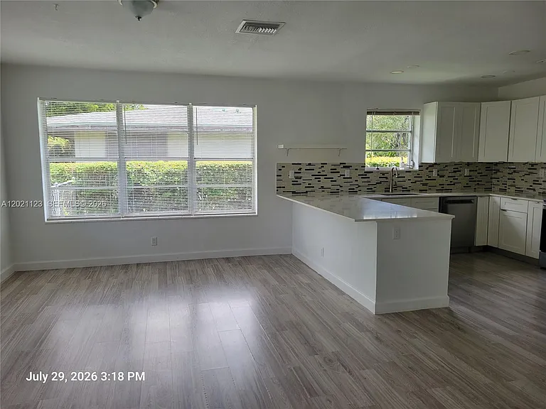 13220 SW 99th Pl — Photo 6