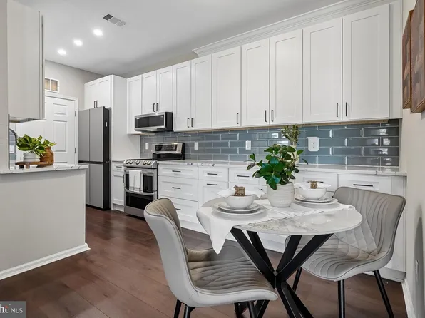 1521 Spring Gate Dr Unit 10211, Mc Lean, VA 22102