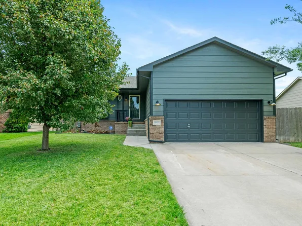 10413 W Dallas Cir, Wichita, KS 67215