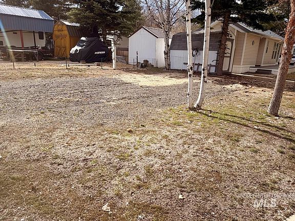 2nd image of 16 B St