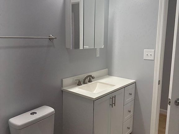 5th image of 84 S 14th St APT 5