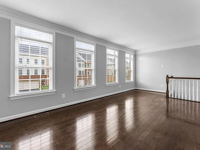 21268 Park Grove Ter — Photo 15