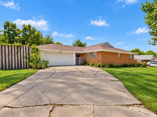 7316 Stone Meadow Cir, Rowlett, TX 75088