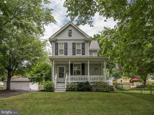 110 Center St, Enola, PA 17025