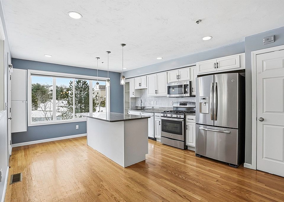 1st image of 431 America Blvd #431