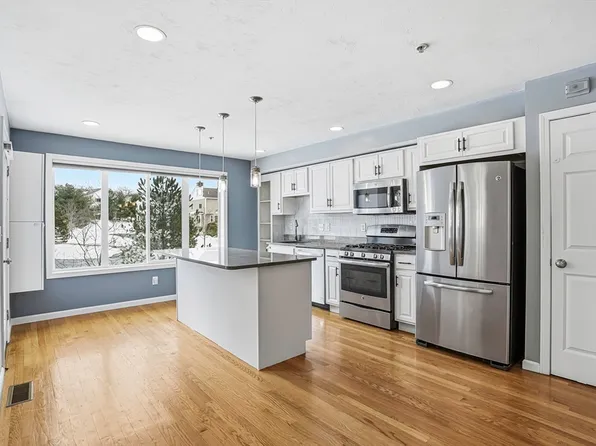 431 America Blvd #64D, Ashland, MA 01721