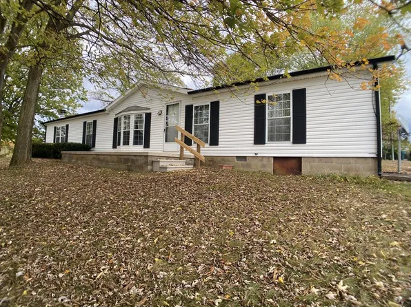 126 Annamarie Dr, Londonderry, OH 45647