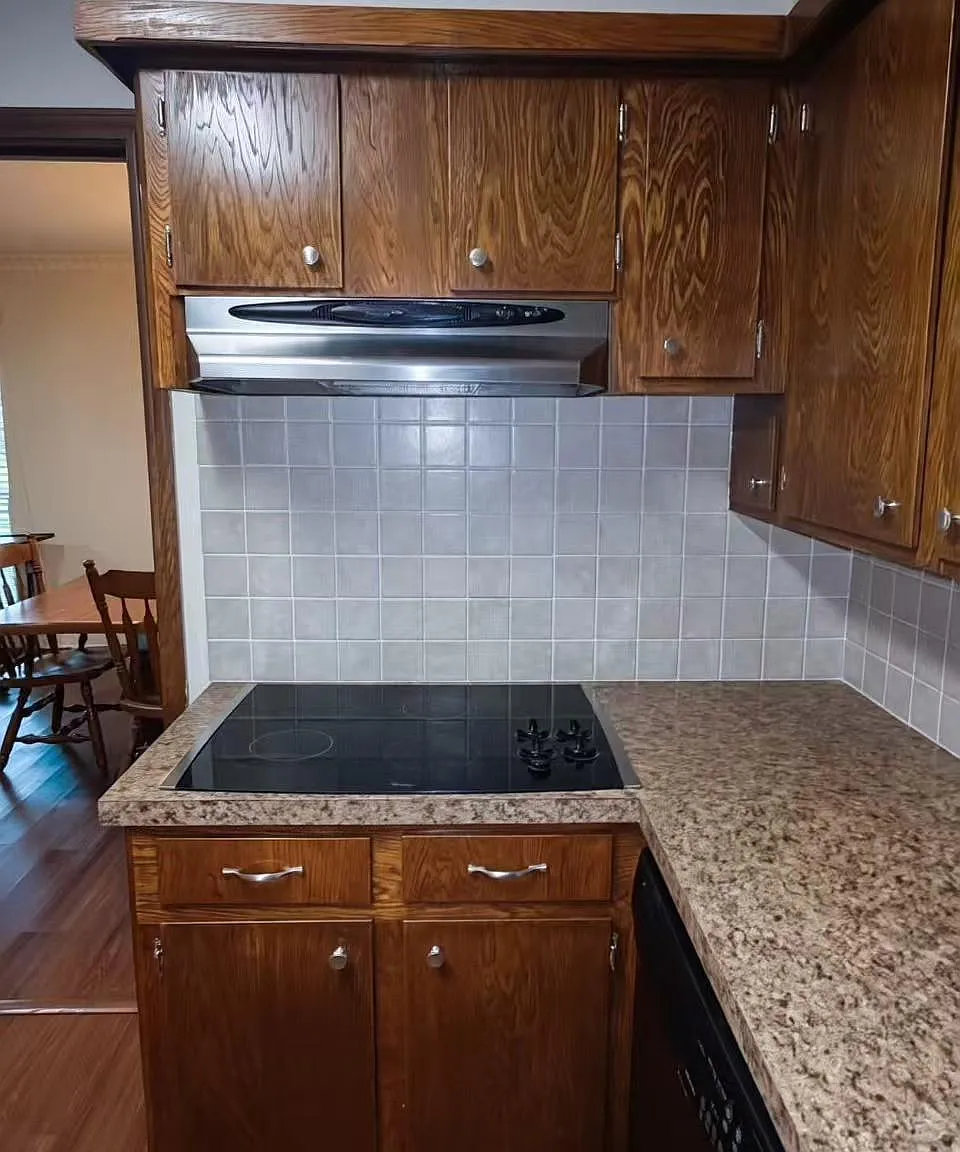 5 bed, 3.5 bath, 2350 sqft, $2,700 — Photo 3