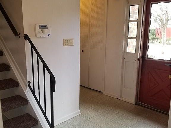 5th image of 1385 Glyndon Dr