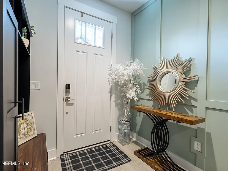 1624 Piazza Pl — Photo 4