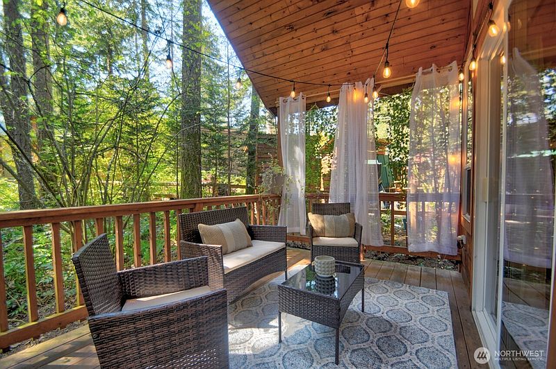 3rd image of 1546 Reservation Road SE #264