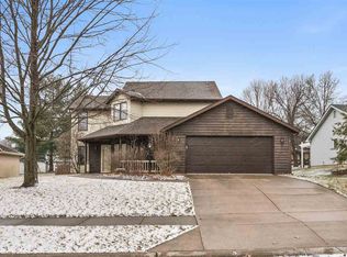 5319 Stonecreek Trl, Fort Wayne, IN 46825