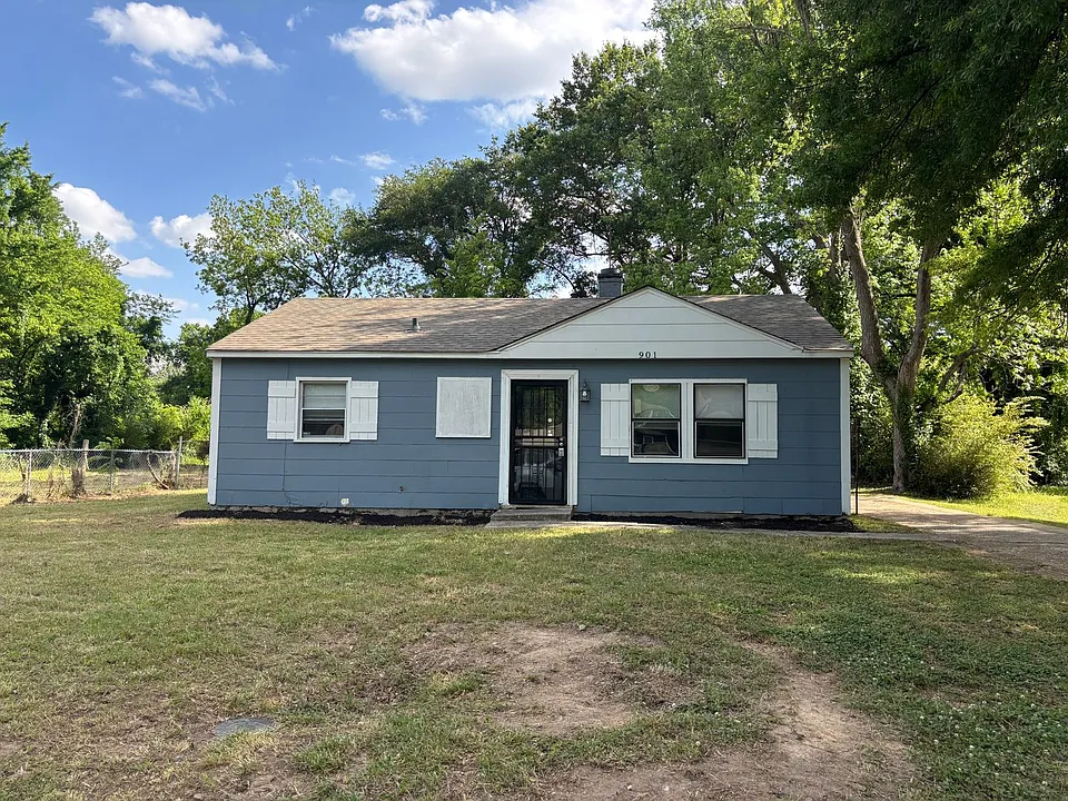 901 Restbrook Ave