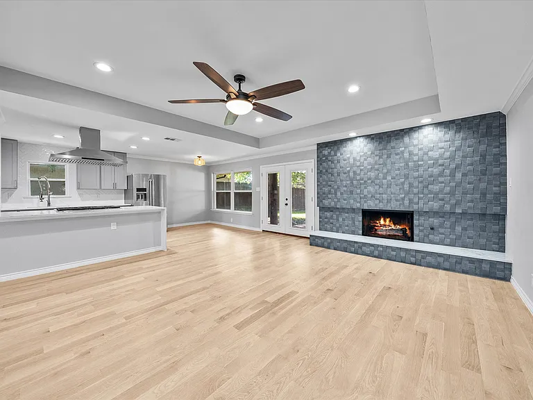 12408 Cedar Bend Dr — Photo 9