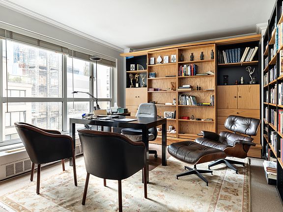 4th image of 200 Central Park S APT 12F