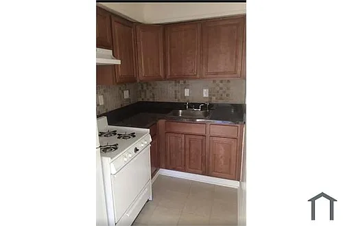 2611 Lovegrove St #2611 Photo 1