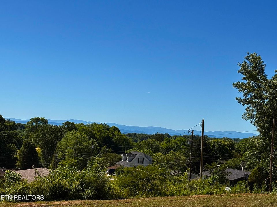 1st image of 1636 Leconte Rd