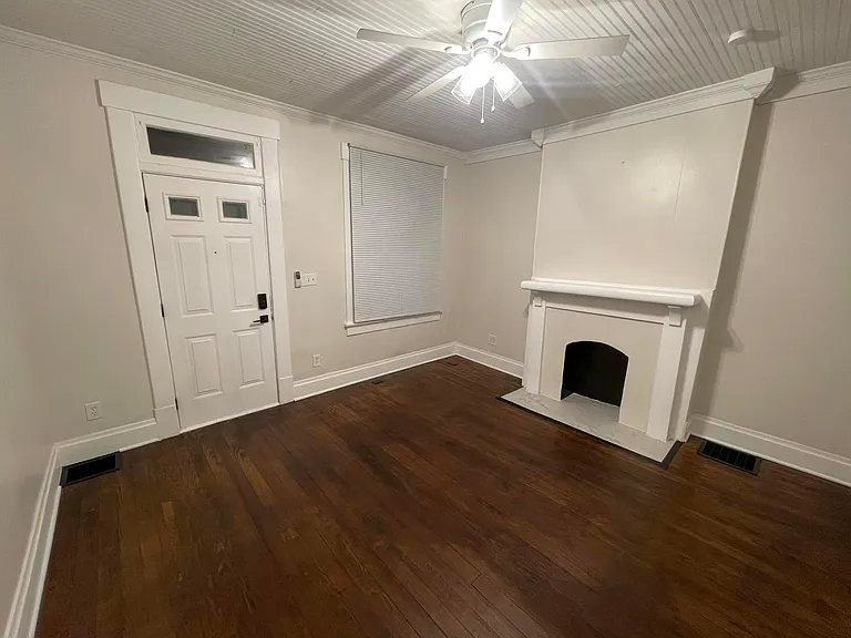 287 E Woodrow Ave — Photo 18
