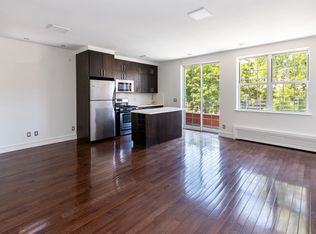 1132 30th Rd APT 2R, Astoria, NY 11102