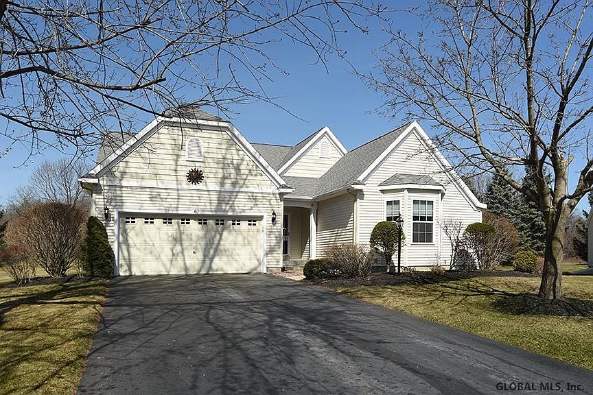 1st image of 6 Avery Pl