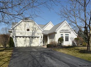6 Avery Pl, Clifton Park, NY 12065