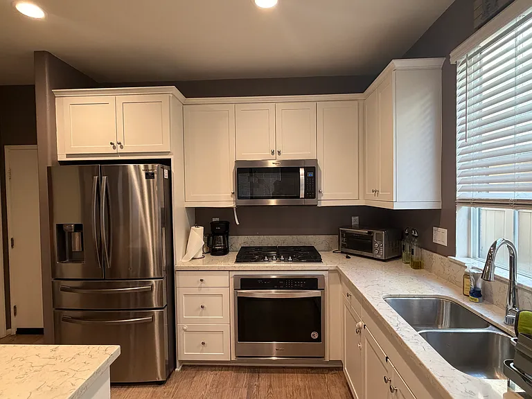 251 Saratoga Ct — Photo 8
