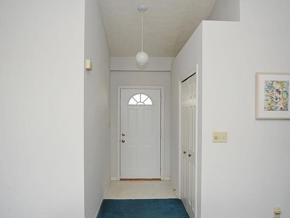 2nd image of 6260 Glen Shire Ln