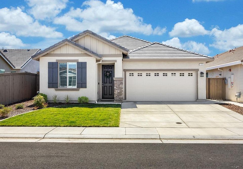 1st image of 123 Le Bourget Cir