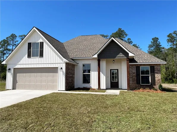 30788 Rowley Dr, Lacombe, LA 70445