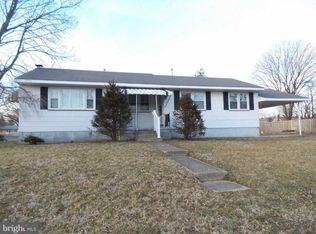 101 E Linden St, Clayton, NJ 08312