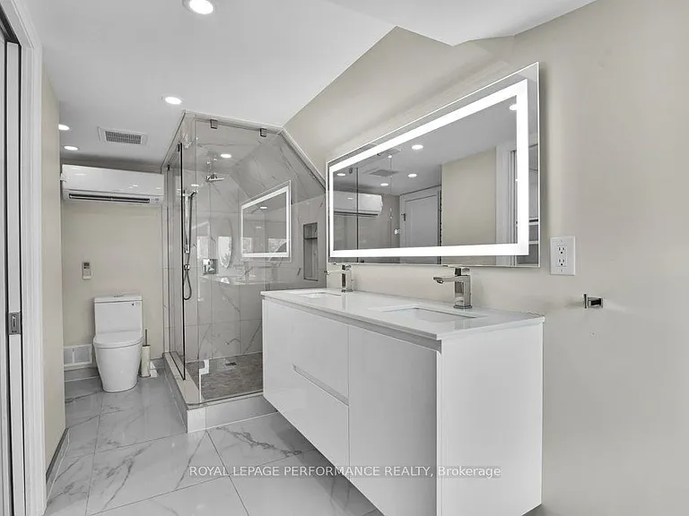 168 Stewart St W — Photo 26