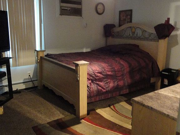 Master bedroom fits a King size bed
