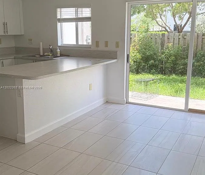 1245 NW 3rd Ln #1245 — Photo 6