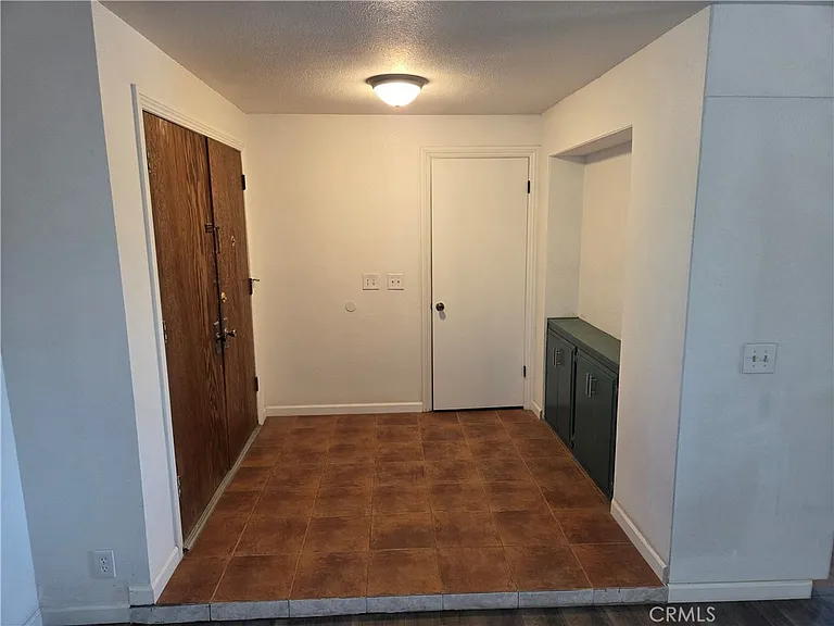 19145 Tomahawk Rd — Photo 5