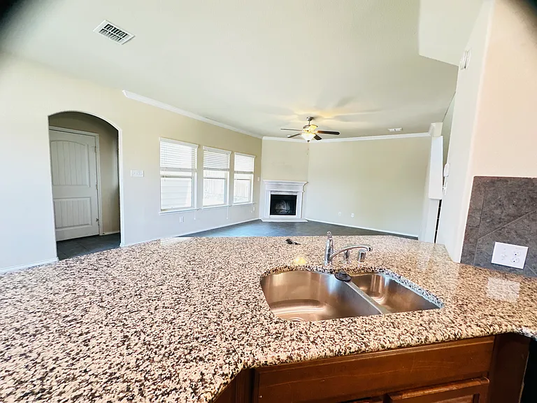 4108 Ottawa Dr — Photo 14