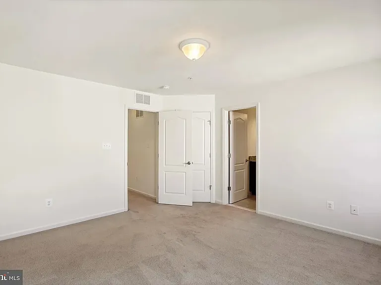 18320 Woodhouse Ln — Photo 25