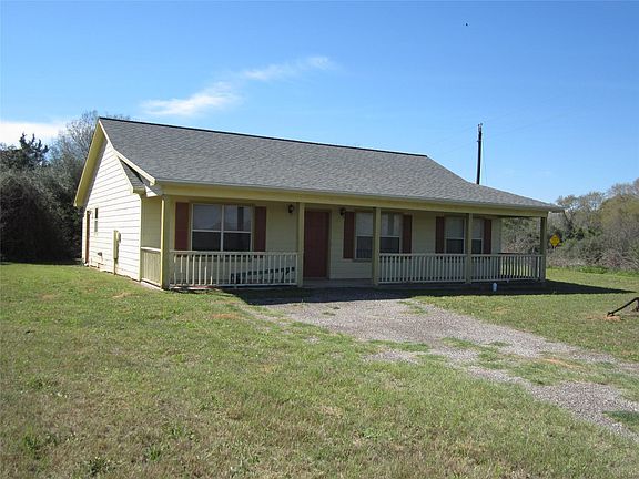 3rd image of 20697 Pierceall Rd