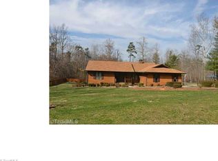 103 Mersey Rd, Greensboro, NC 27406