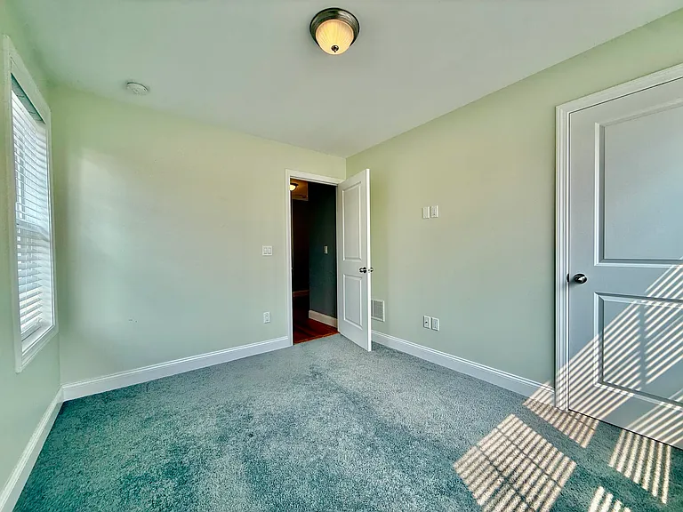 52 Bedlow Ave — Photo 21