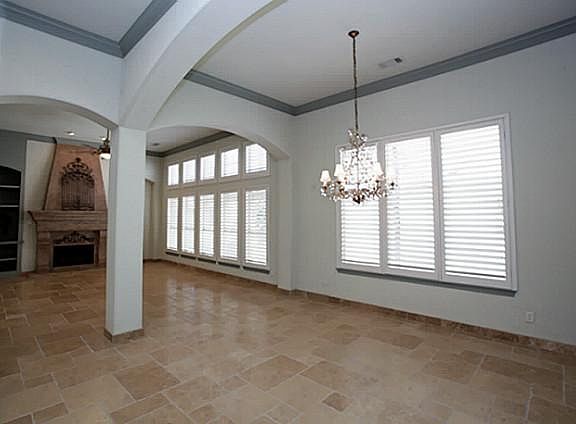 3rd image of 5603 Travis Dr