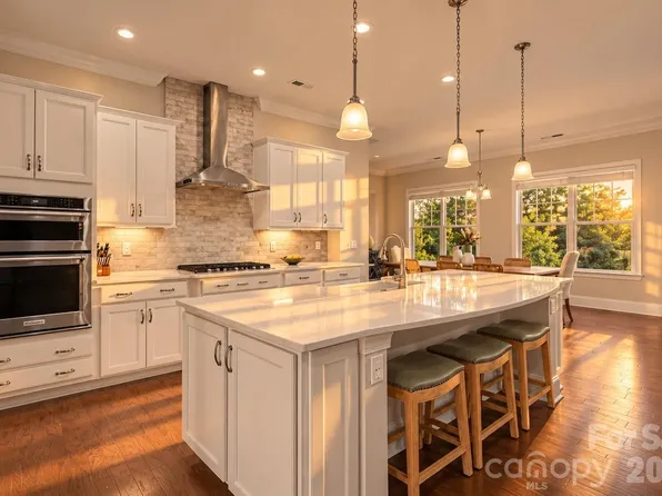 113 Cross Current Ln, Belmont, NC 28012