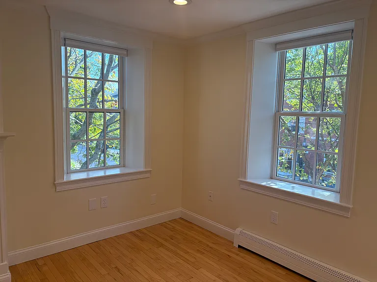 147 State St #4 — Photo 9