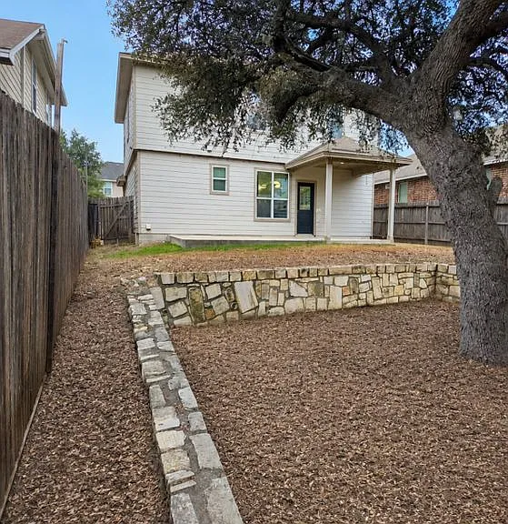123 Reeves Gdn — Photo 21