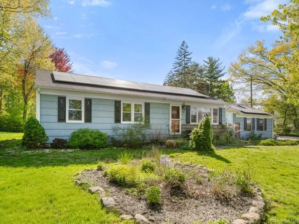 25 Sky Edge Drive, Bethel, CT 06801